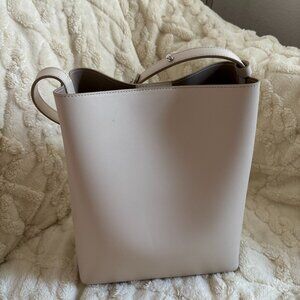 Gorgeous Aesther Ekme Sac Bucket in White